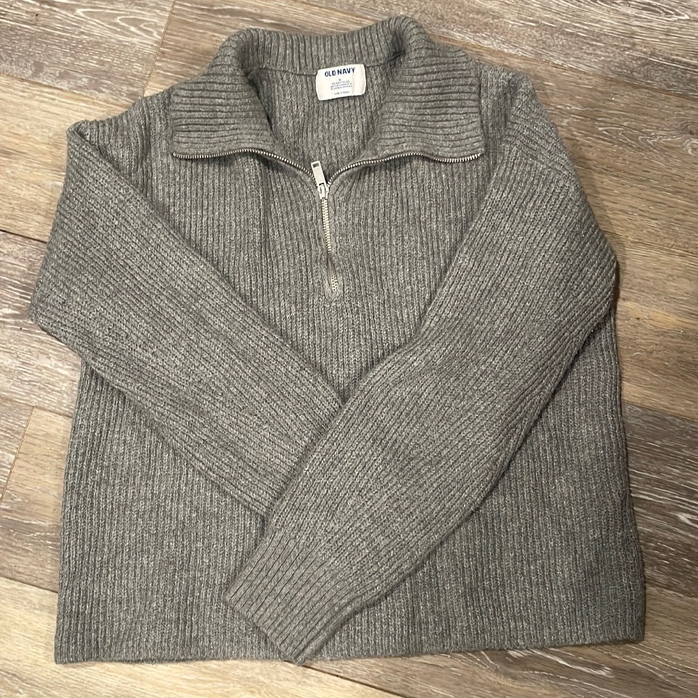 grey sweater